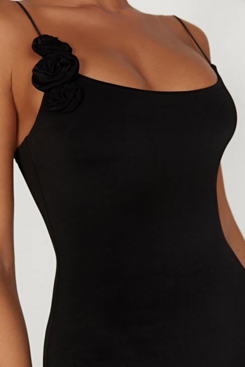 Meshki Nevaeh Rose Midikleid Schwarz Kleidung 060V219